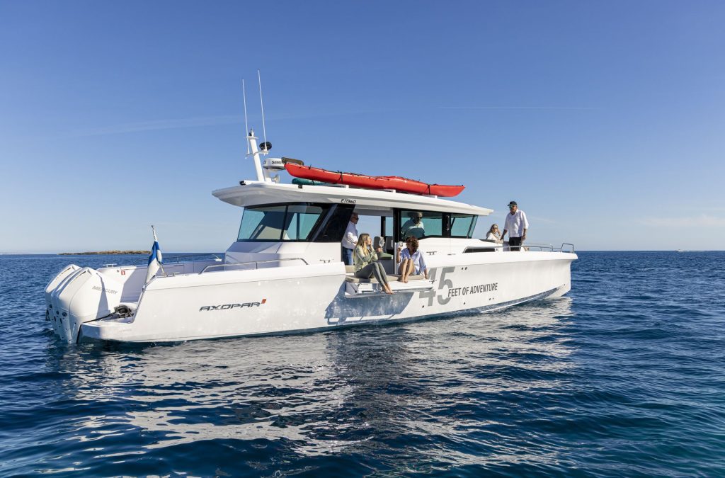 Axopar-45 XC Cross Cabin